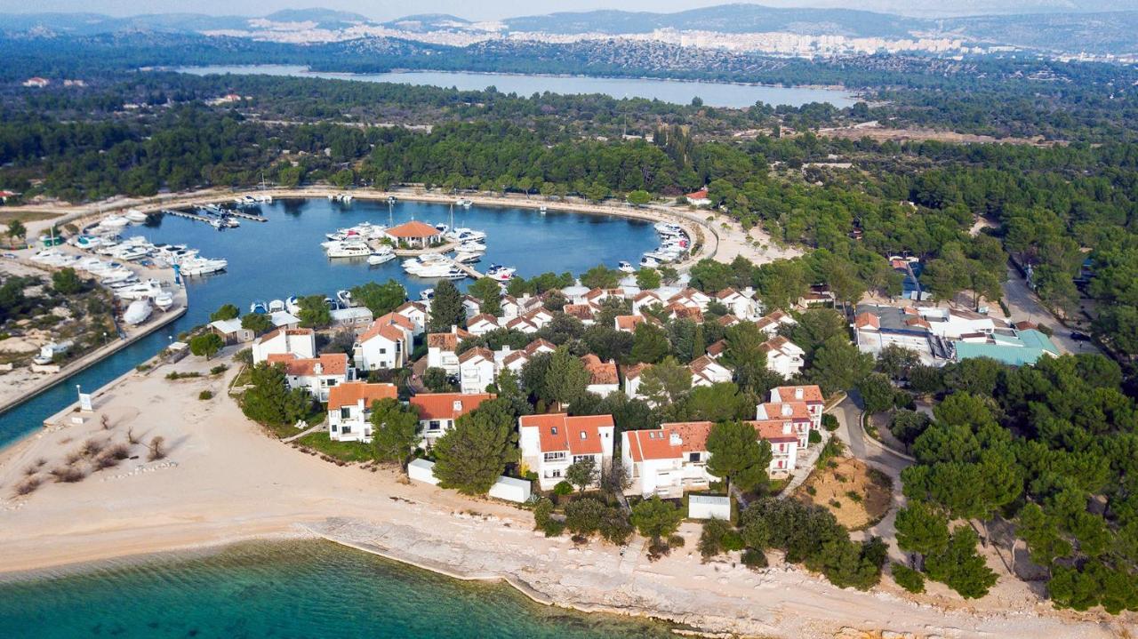 Amadria Park Apartments Σίμπενικ Εξωτερικό φωτογραφία