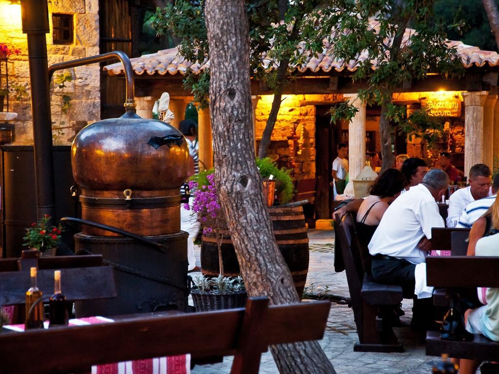 Amadria Park Apartments Σίμπενικ Εξωτερικό φωτογραφία
